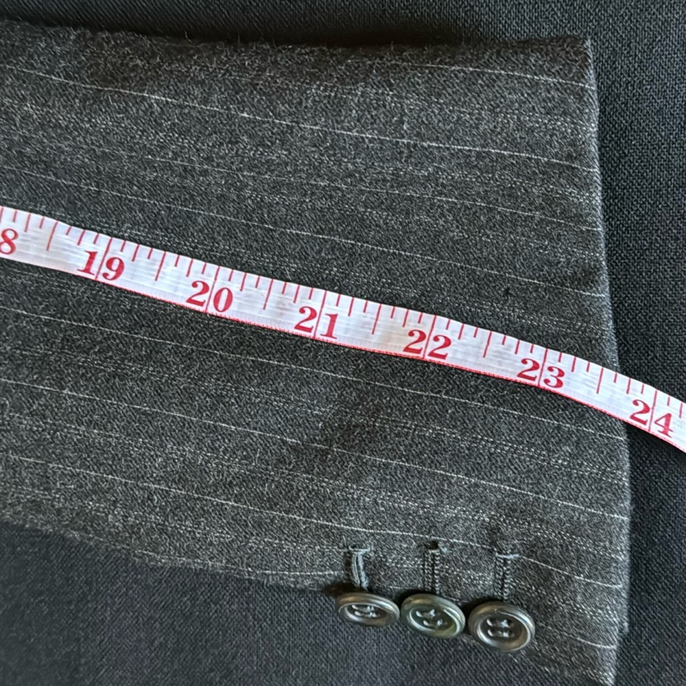 GUCCI Wool Double Breasted Pinstripe Suit - Picture 13 of 16